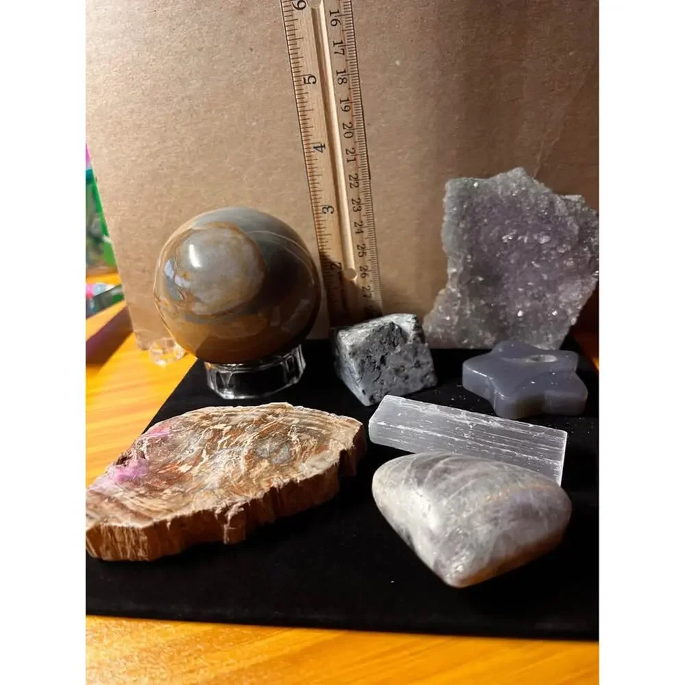 Assorted Crystal Collection - Picture 3 of 8